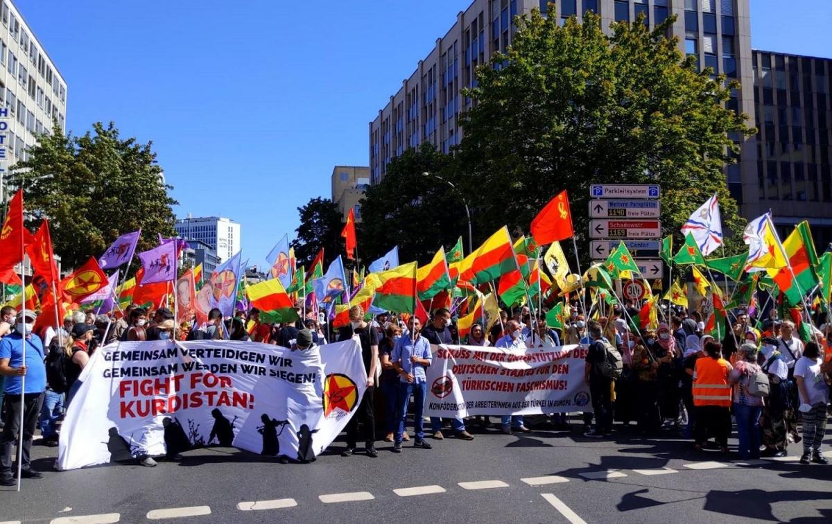 Kurdish march