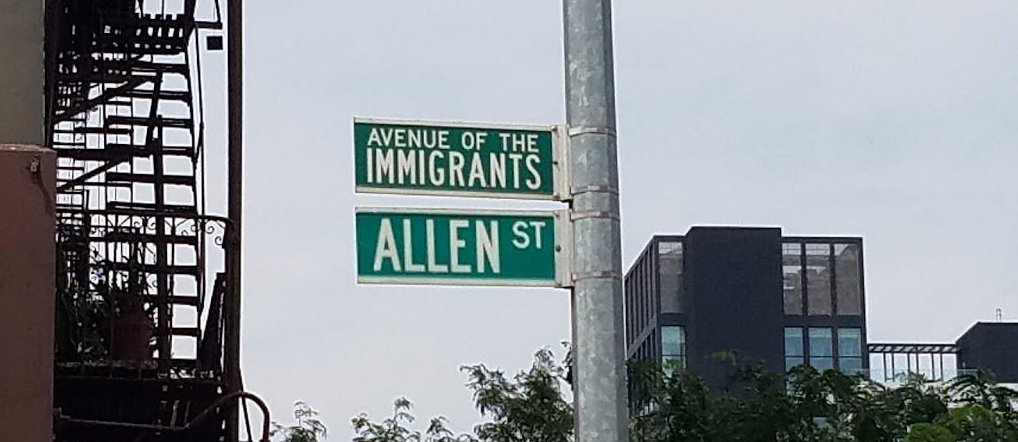 LES