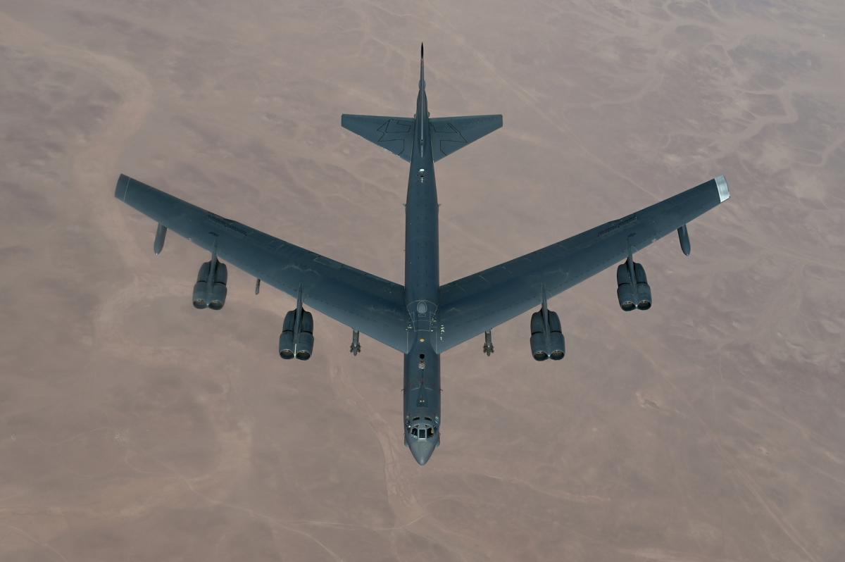 B52