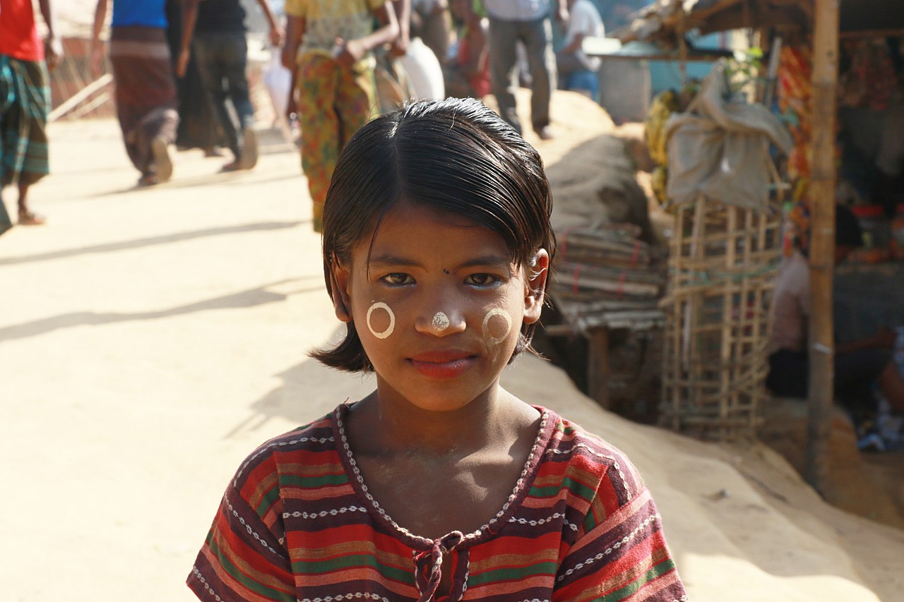 rohingya girl